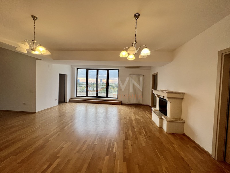 4 camere cu loc parcare subteran inclus Bucuresti/Herastrau