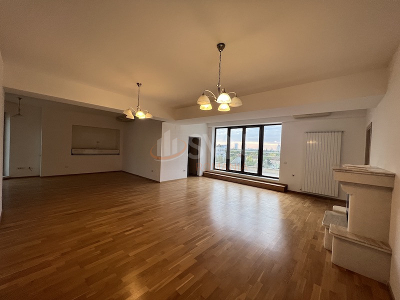 4 camere cu loc parcare subteran inclus Bucuresti/Herastrau