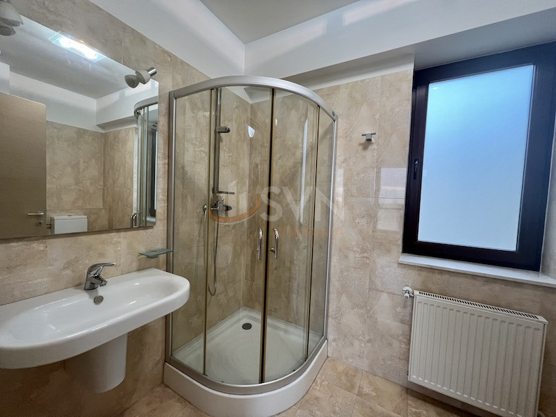 4 camere cu loc parcare subteran inclus Bucuresti/Herastrau