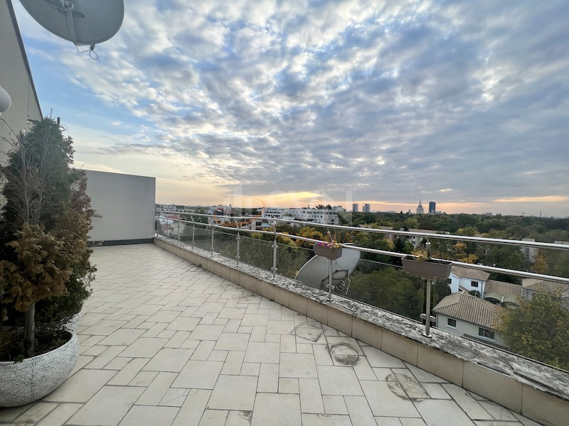 4 camere cu loc parcare subteran inclus Bucuresti/Herastrau