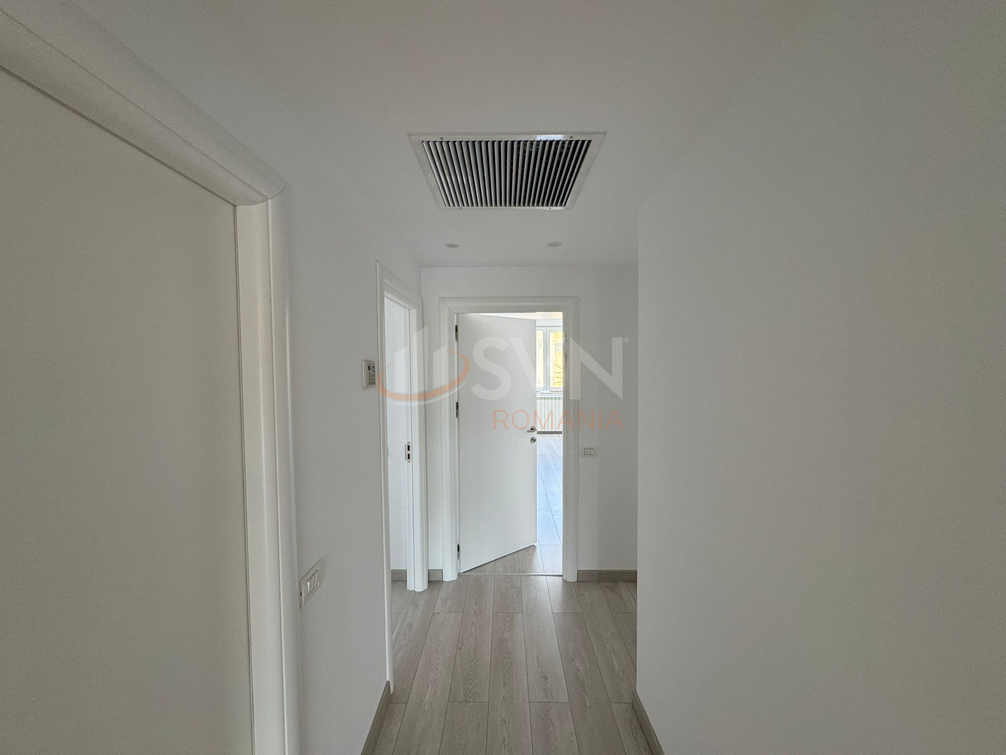 4 camere cu loc parcare subteran inclus Bucuresti/Herastrau