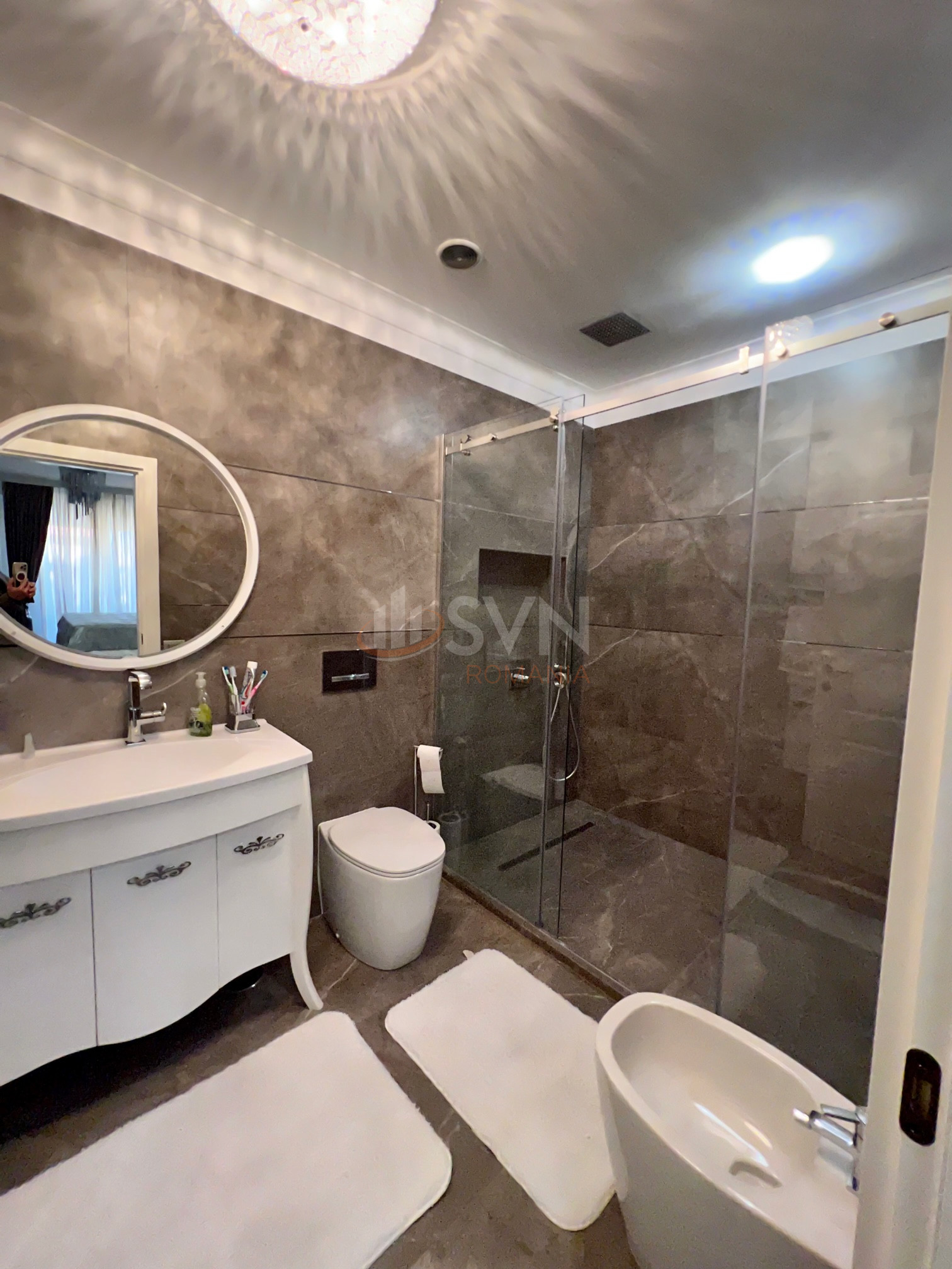 4 camere cu loc parcare subteran inclus Bucuresti/Herastrau