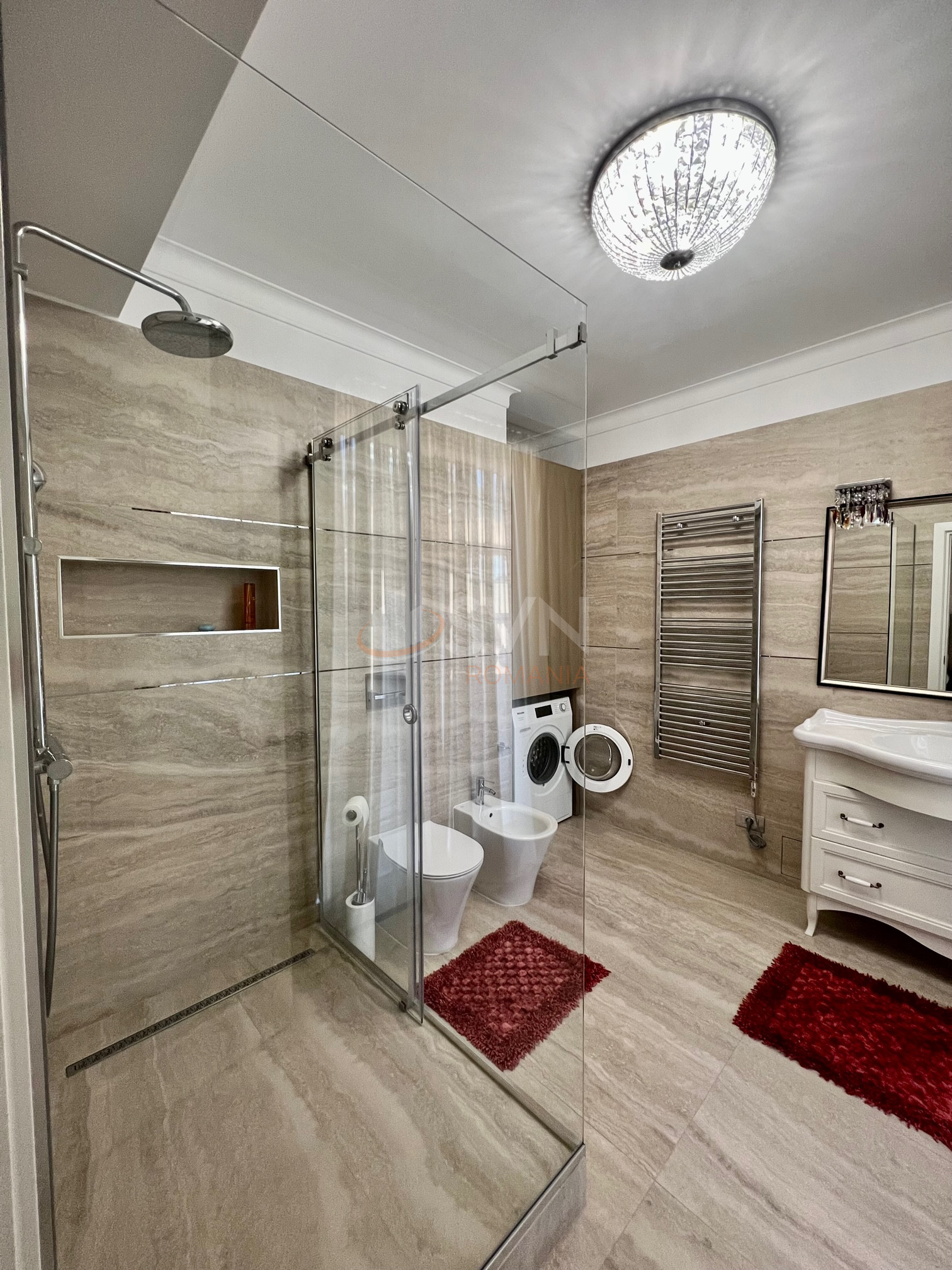 4 camere cu loc parcare subteran inclus Bucuresti/Herastrau