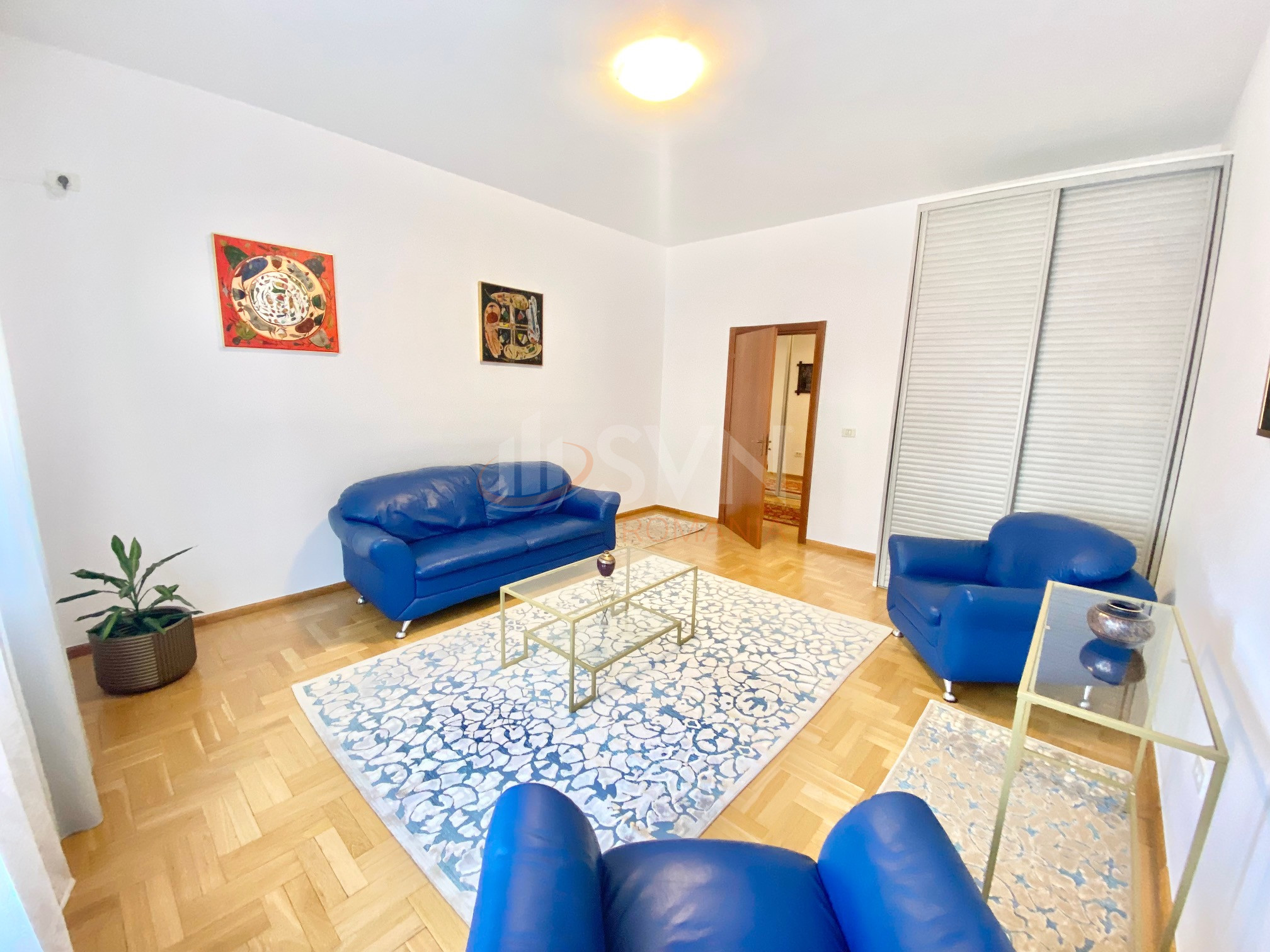 4 camere cu loc parcare subteran inclus Bucuresti/Herastrau