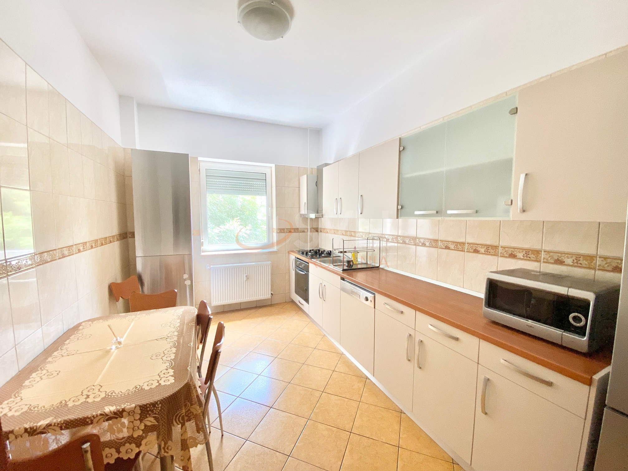 4 camere cu loc parcare subteran inclus Bucuresti/Herastrau