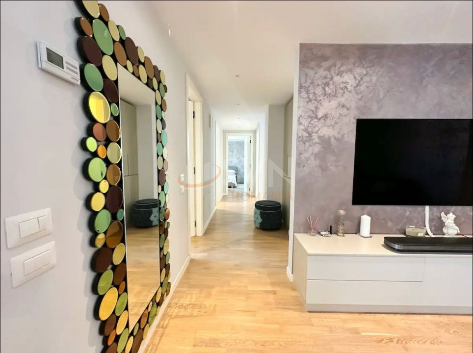 4 camere cu loc parcare subteran inclus Bucuresti/Herastrau