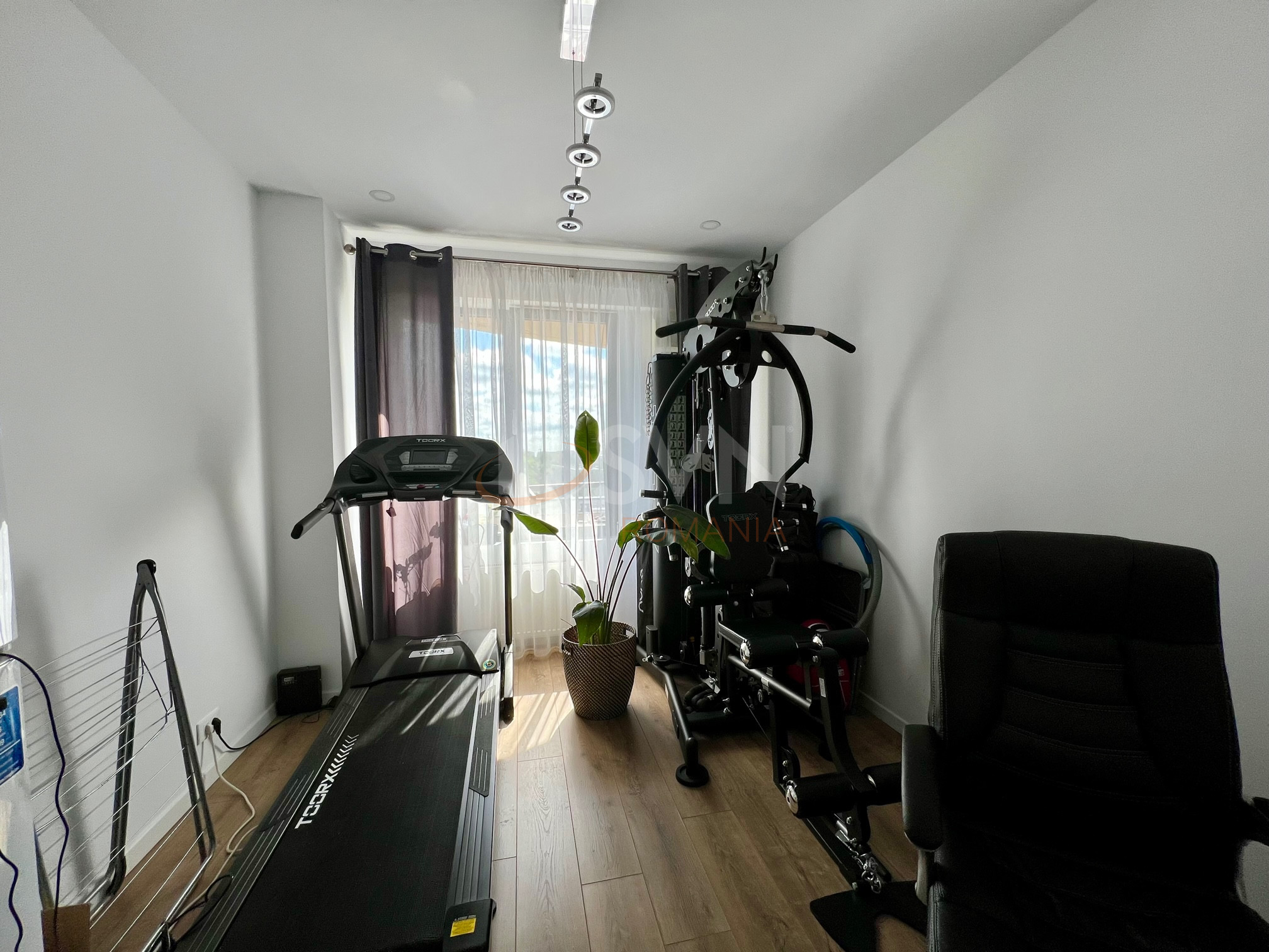 4 camere cu loc parcare subteran inclus Bucuresti/Stefan Cel Mare