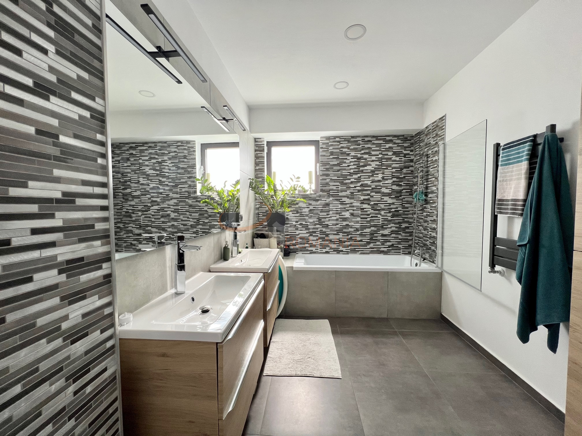 4 camere cu loc parcare subteran inclus Bucuresti/Stefan Cel Mare