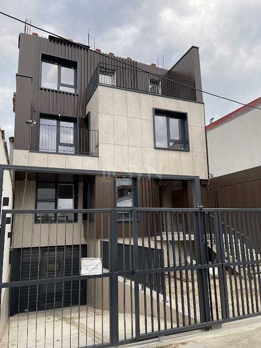 4 camere cu loc parcare subteran inclus Bucuresti/Domenii