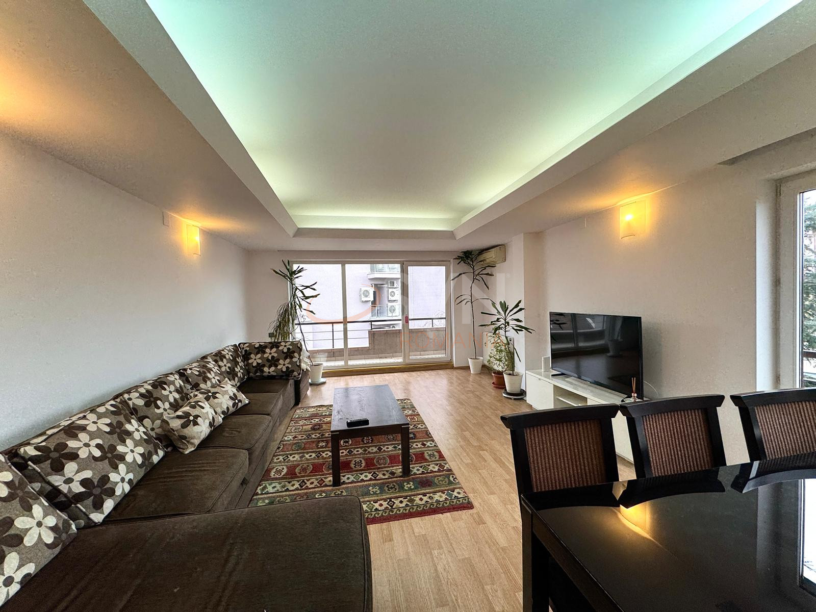 4 camere cu loc parcare subteran inclus Bucuresti/Herastrau