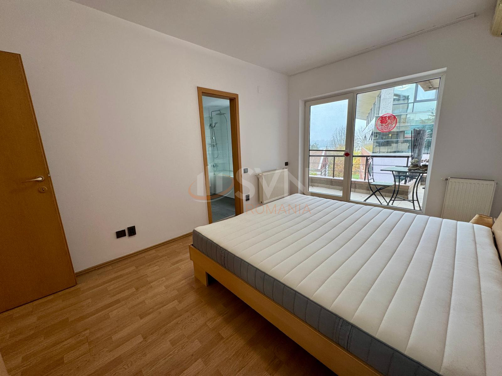 4 camere cu loc parcare subteran inclus Bucuresti/Herastrau