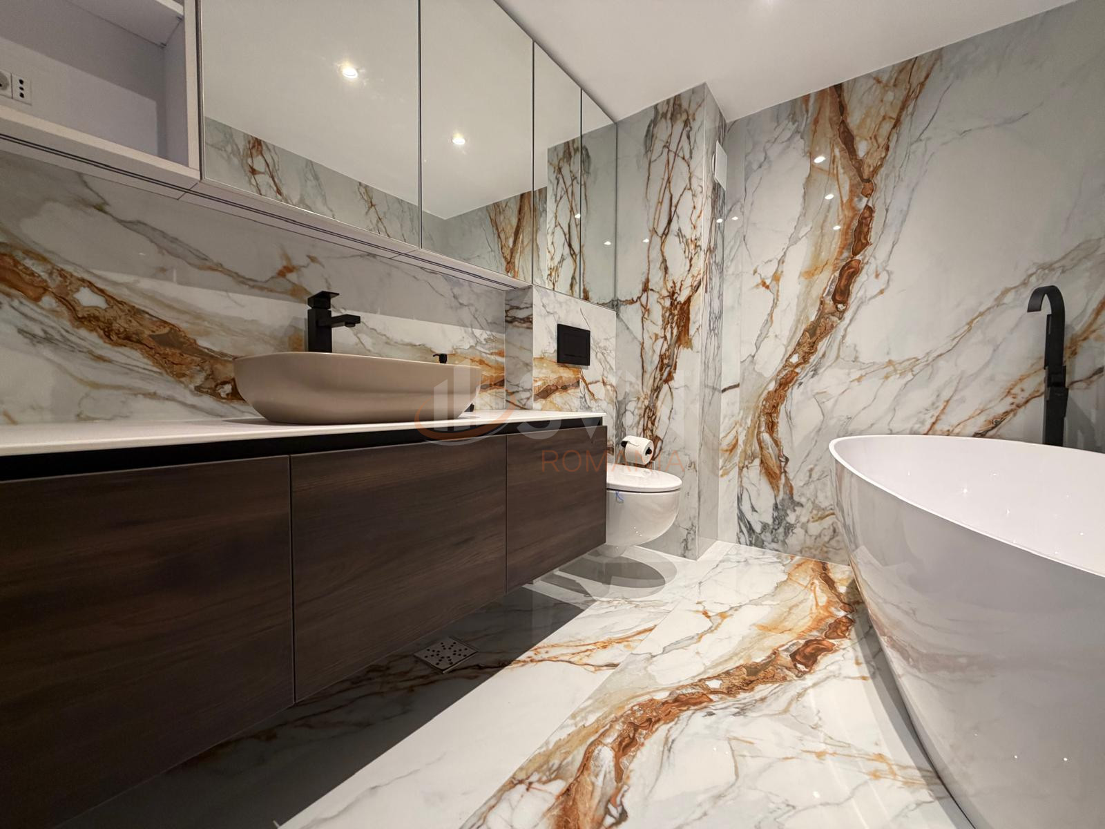 4 camere cu loc parcare subteran inclus Bucuresti/Herastrau