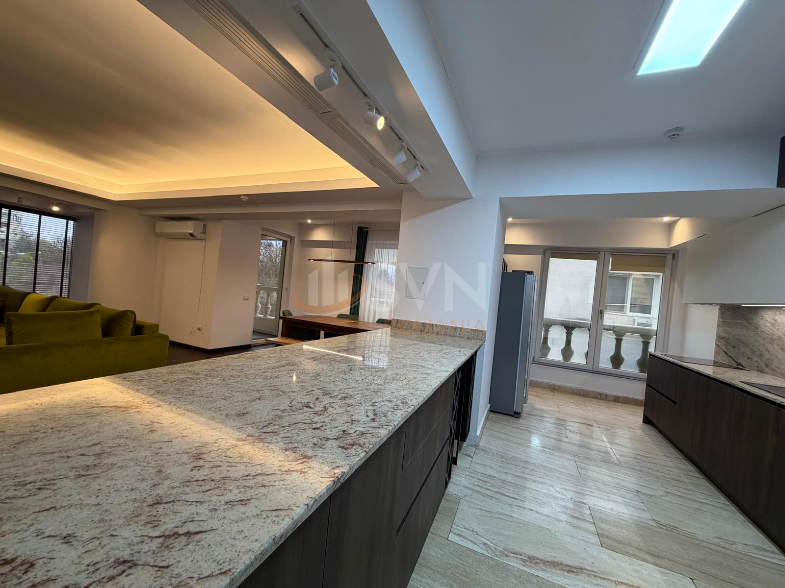 4 camere cu loc parcare subteran inclus Bucuresti/Herastrau