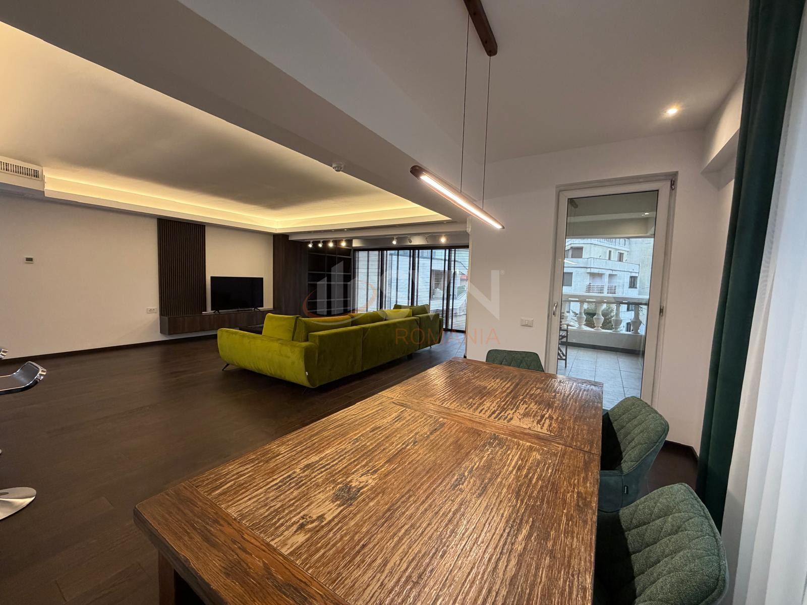 4 camere cu loc parcare subteran inclus Bucuresti/Herastrau