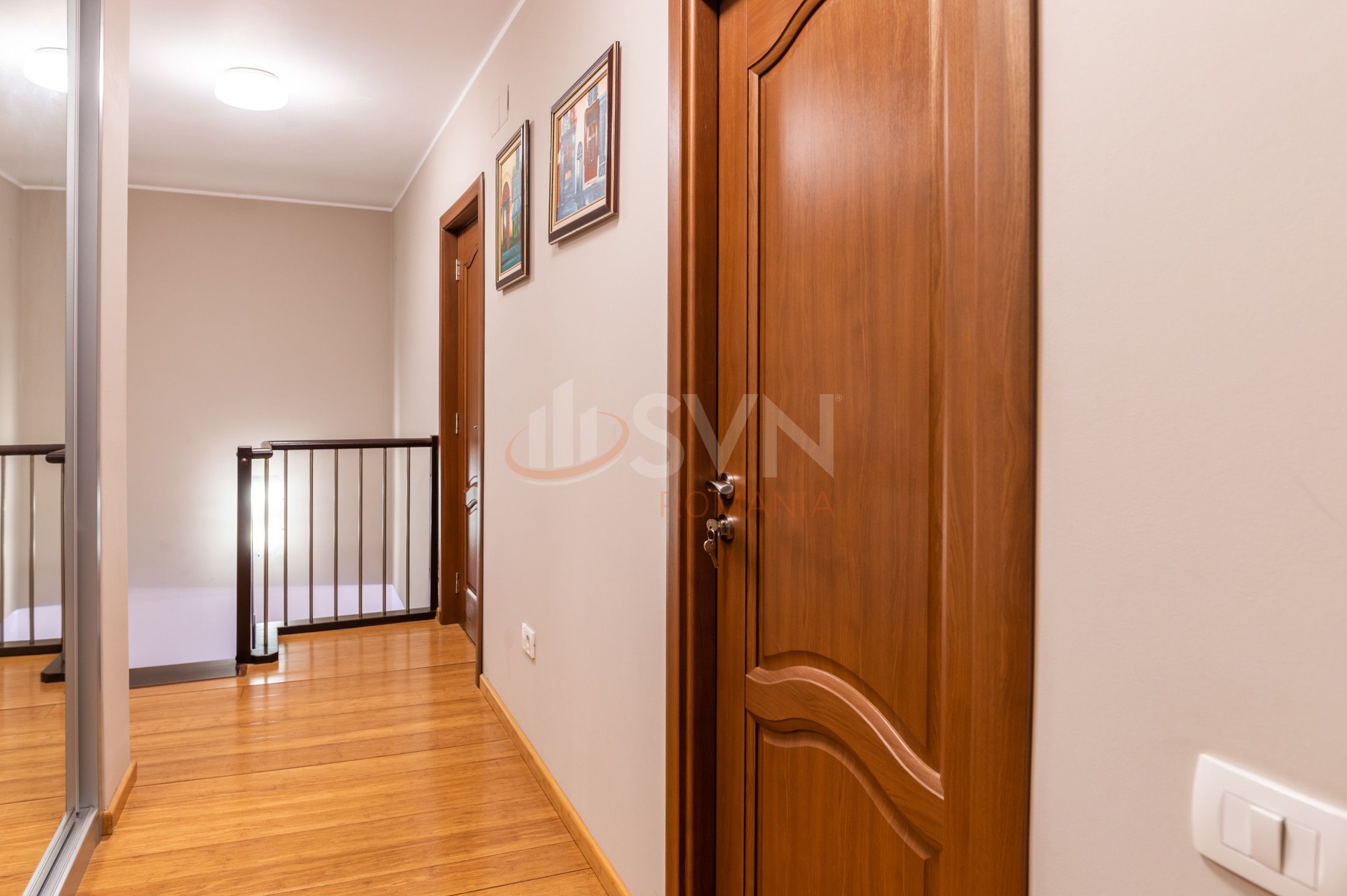 4 camere cu loc parcare subteran inclus Bucuresti/Piata Unirii (s3)