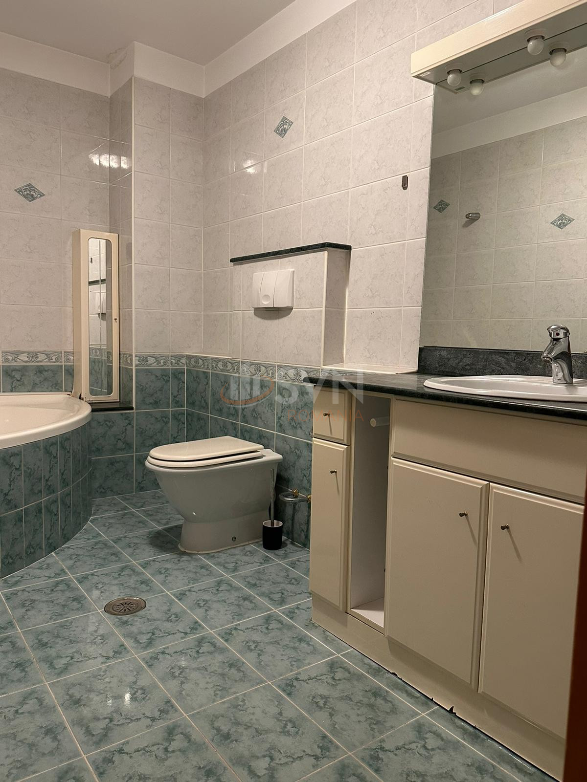 4 camere cu loc parcare subteran inclus Bucuresti/Dorobanti