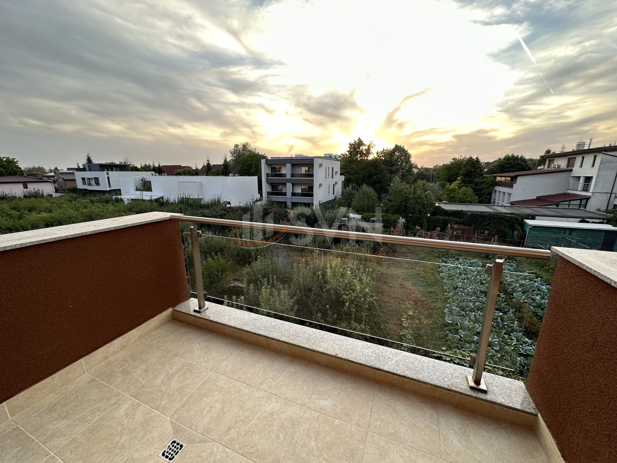 4 camere cu loc parcare subteran inclus Bucuresti/Iancu Nicolae