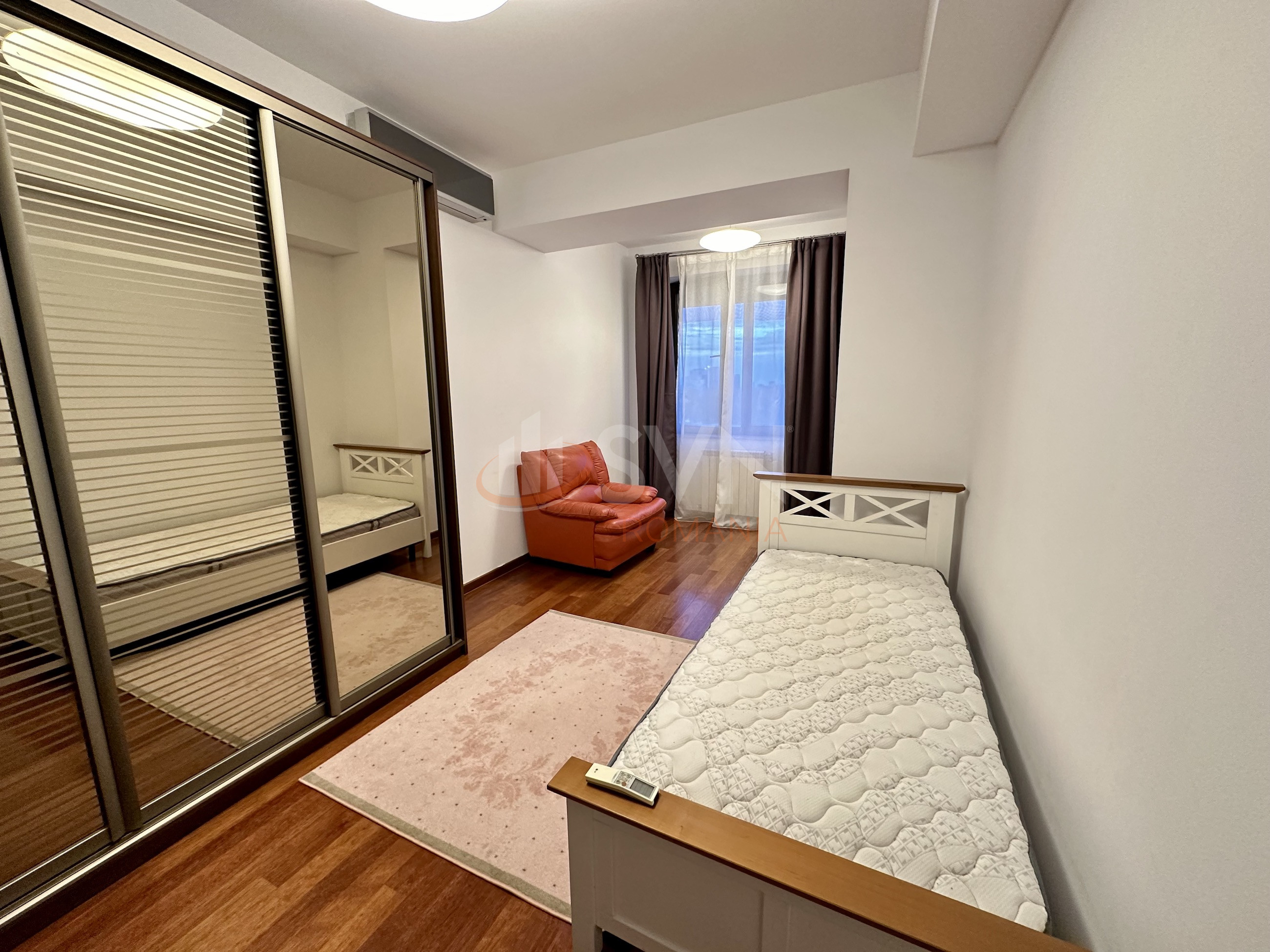 4 camere cu loc parcare subteran inclus Bucuresti/Herastrau