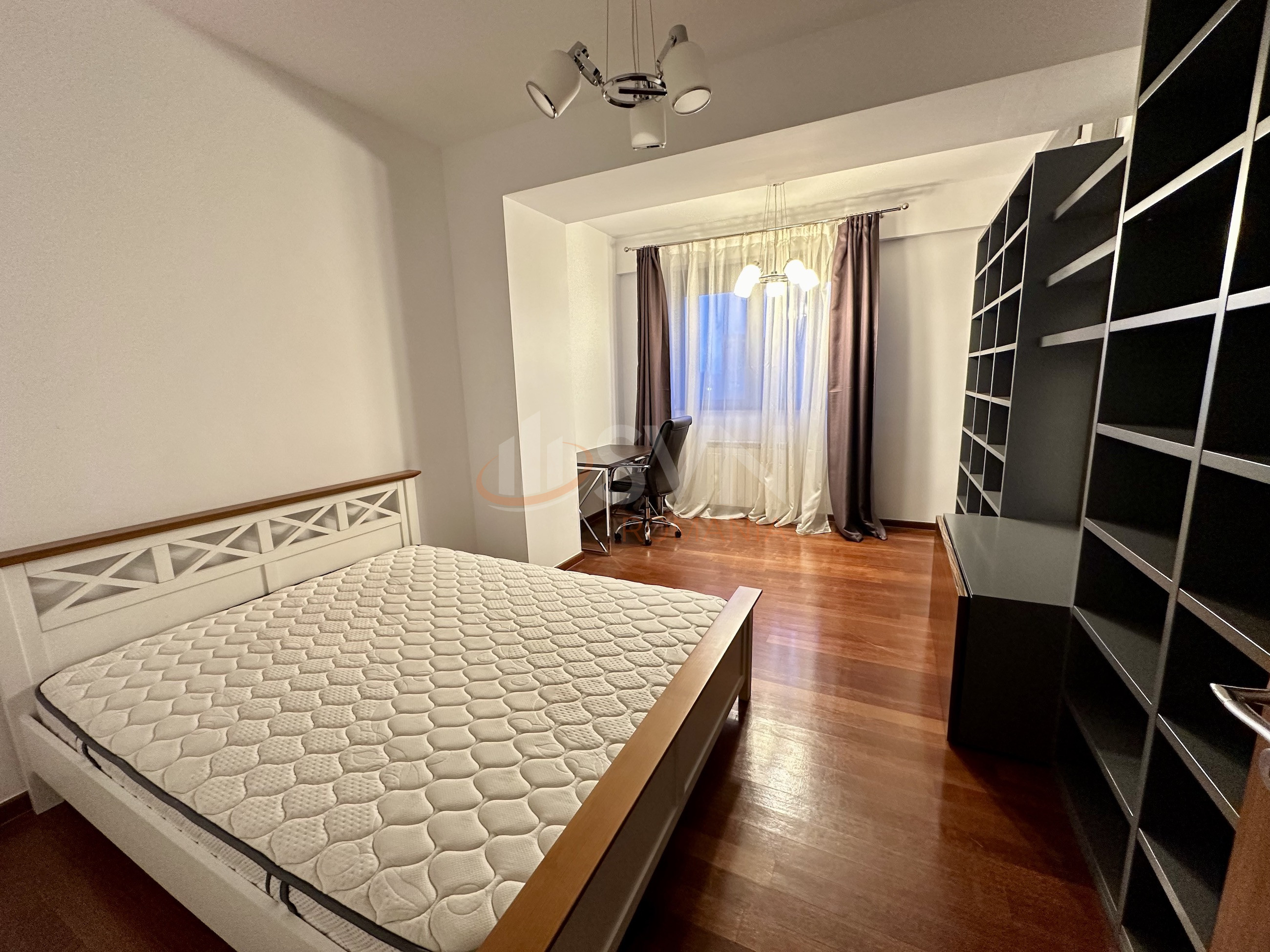 4 camere cu loc parcare subteran inclus Bucuresti/Herastrau