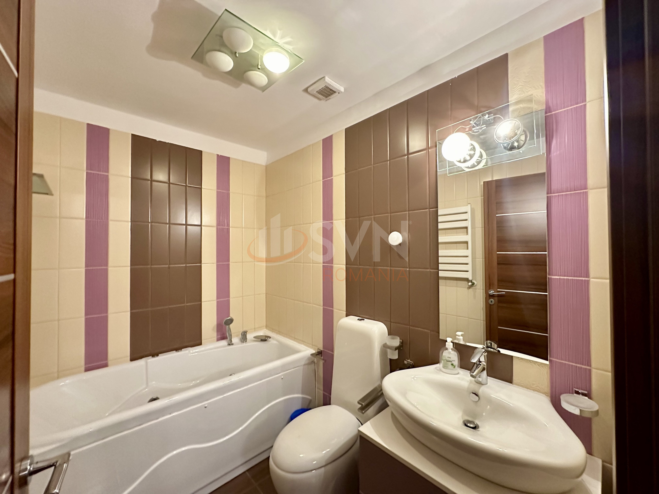 4 camere cu loc parcare subteran inclus Bucuresti/Herastrau