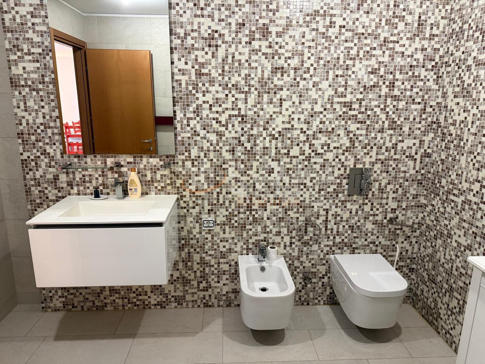 4 camere cu loc parcare subteran inclus Bucuresti/Aviatorilor