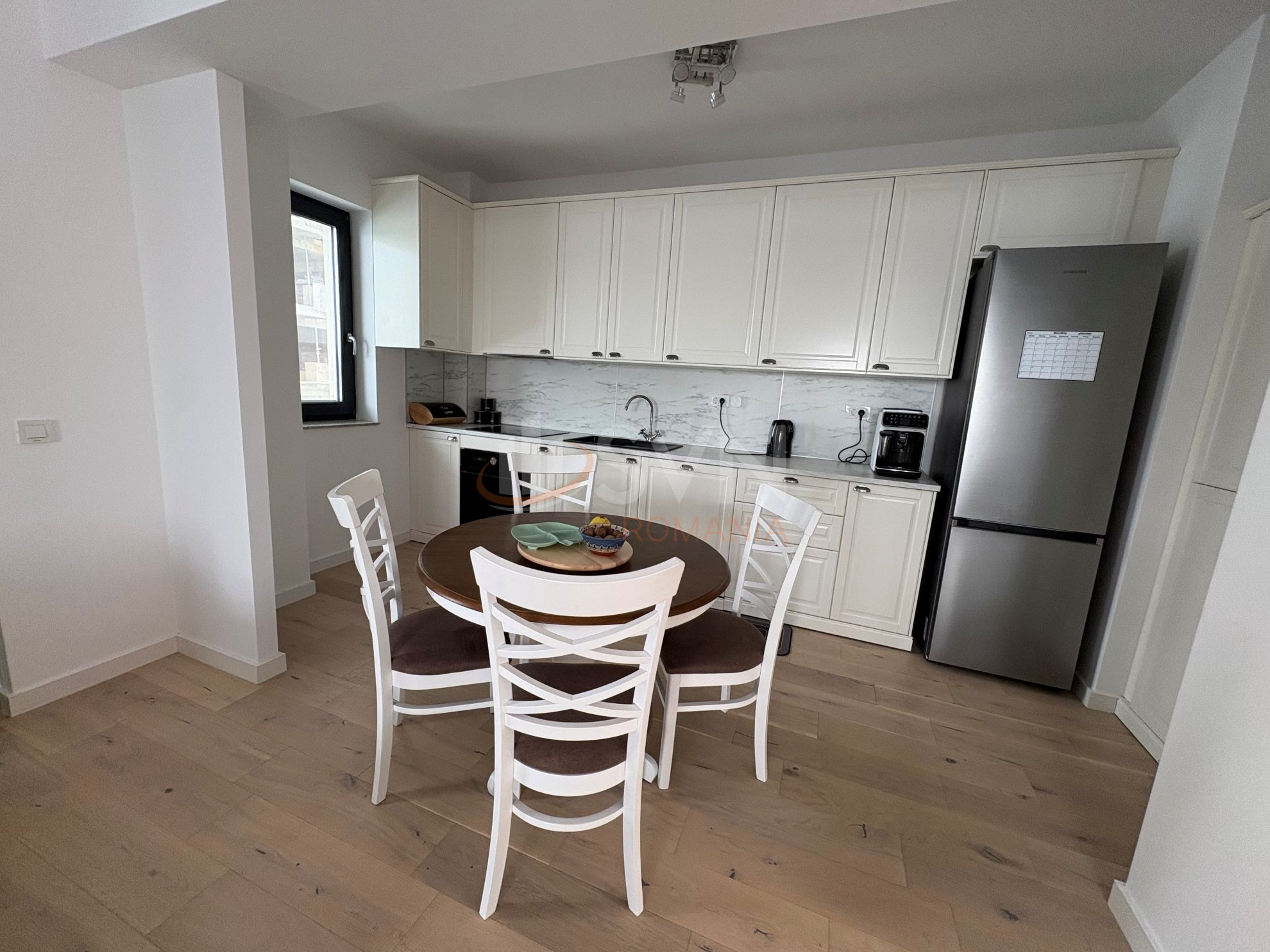 4 camere cu loc parcare subteran inclus Bucuresti/Pipera