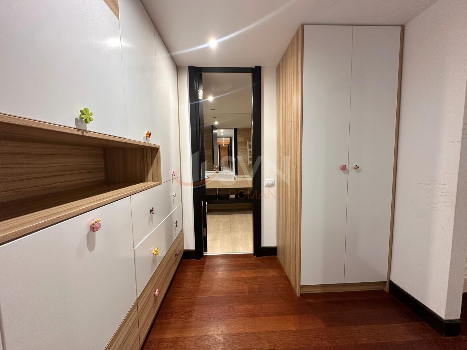 4 camere cu loc parcare subteran inclus Bucuresti/Arcul De Triumf