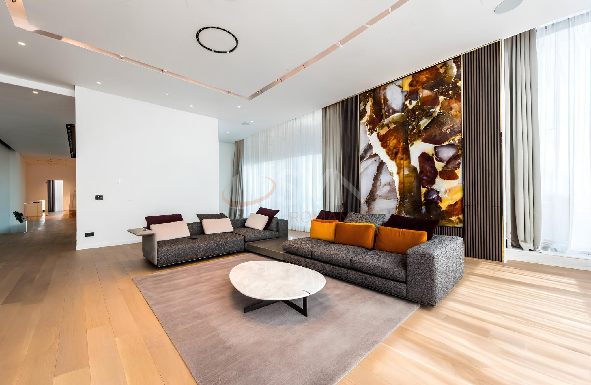 4 camere cu loc parcare subteran inclus Bucuresti/Herastrau