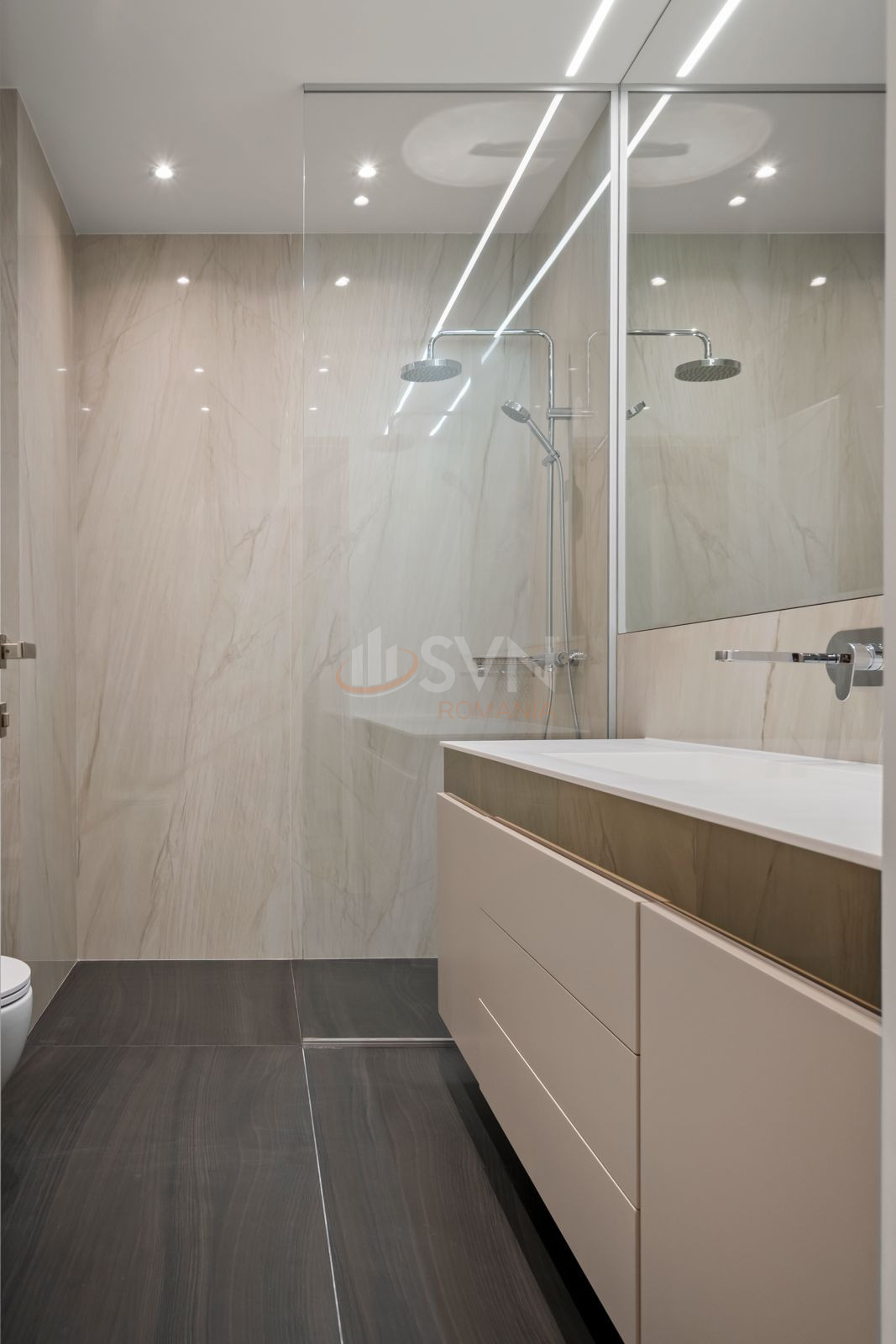 4 camere cu loc parcare subteran inclus Bucuresti/Piata Victoriei