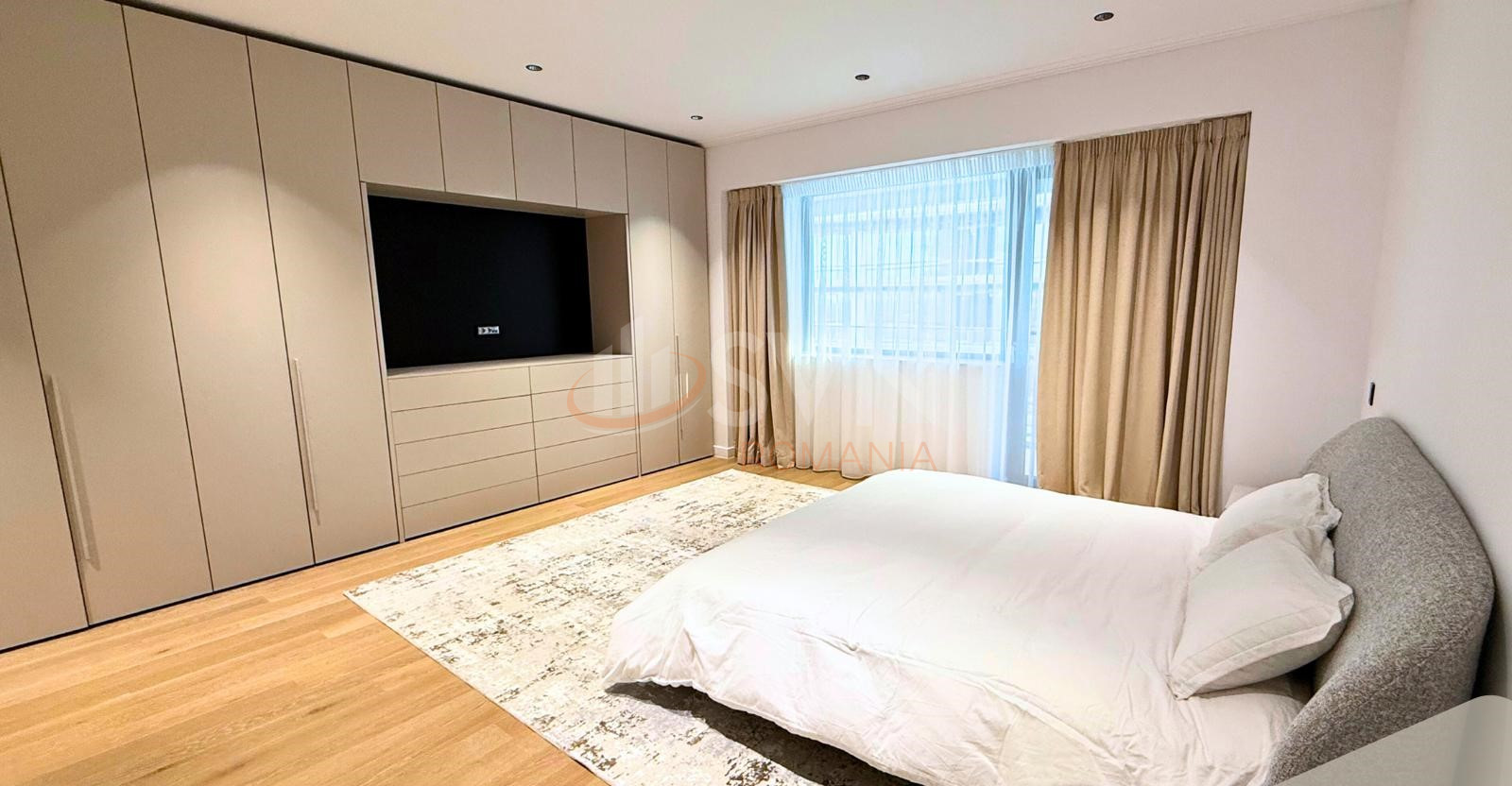 4 camere cu loc parcare subteran inclus Bucuresti/Herastrau