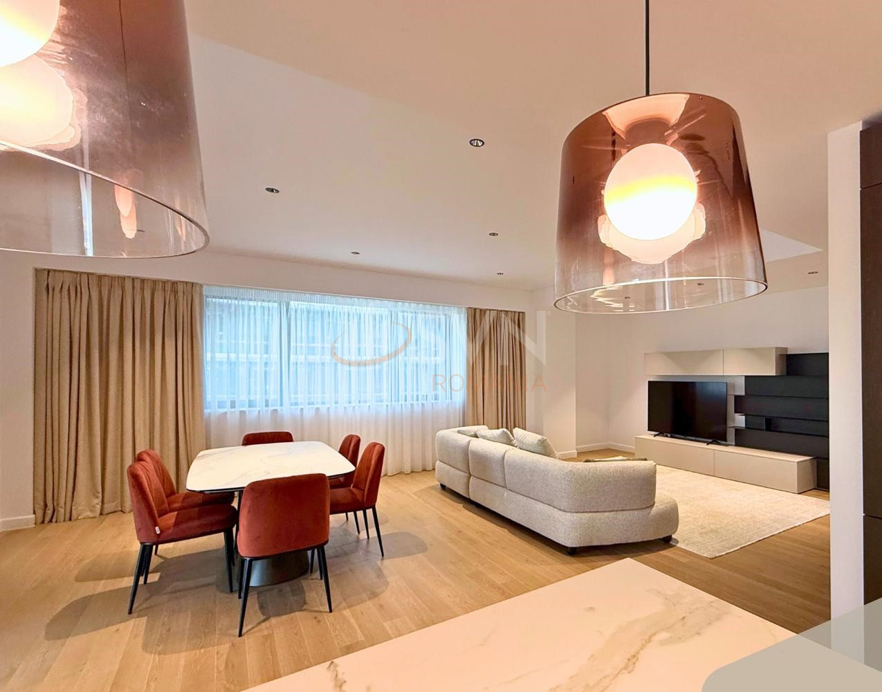 4 camere cu loc parcare subteran inclus Bucuresti/Herastrau