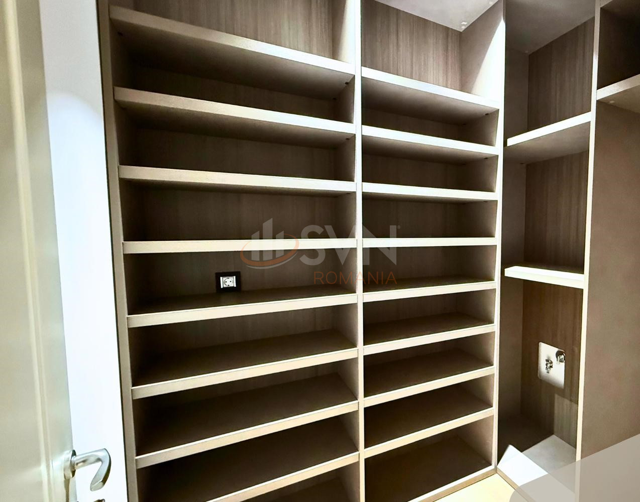 4 camere cu loc parcare subteran inclus Bucuresti/Herastrau