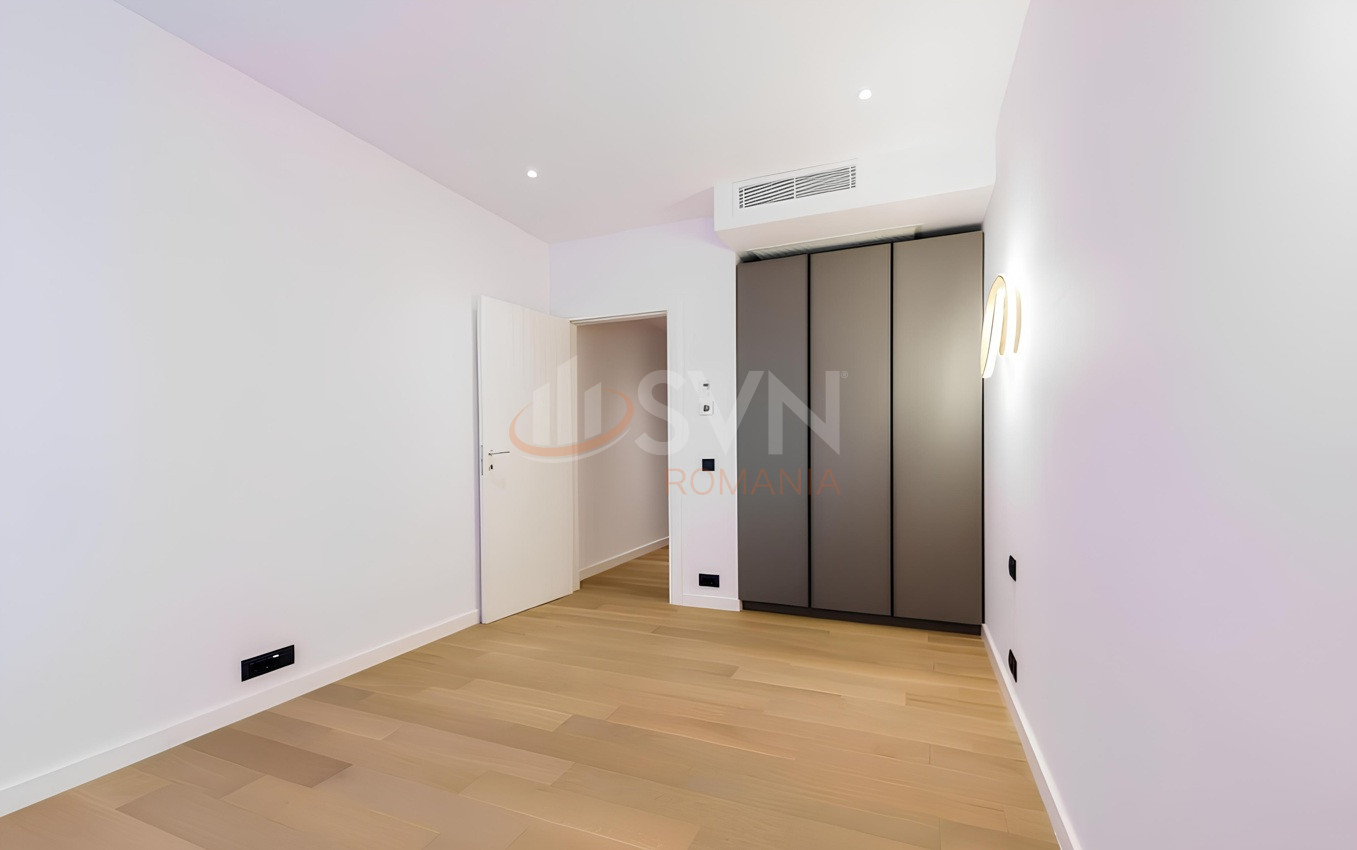 4 camere cu loc parcare subteran inclus Bucuresti/Herastrau