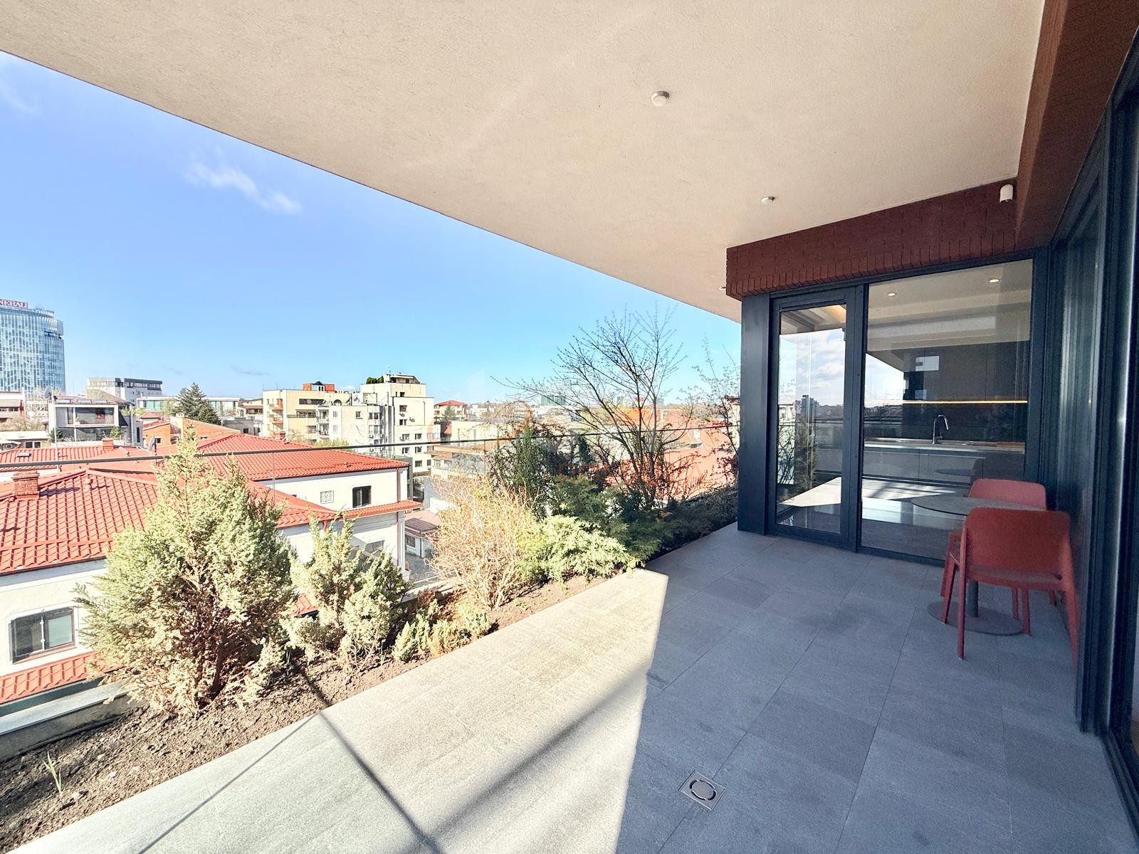 4 camere cu loc parcare subteran inclus Bucuresti/Primaverii