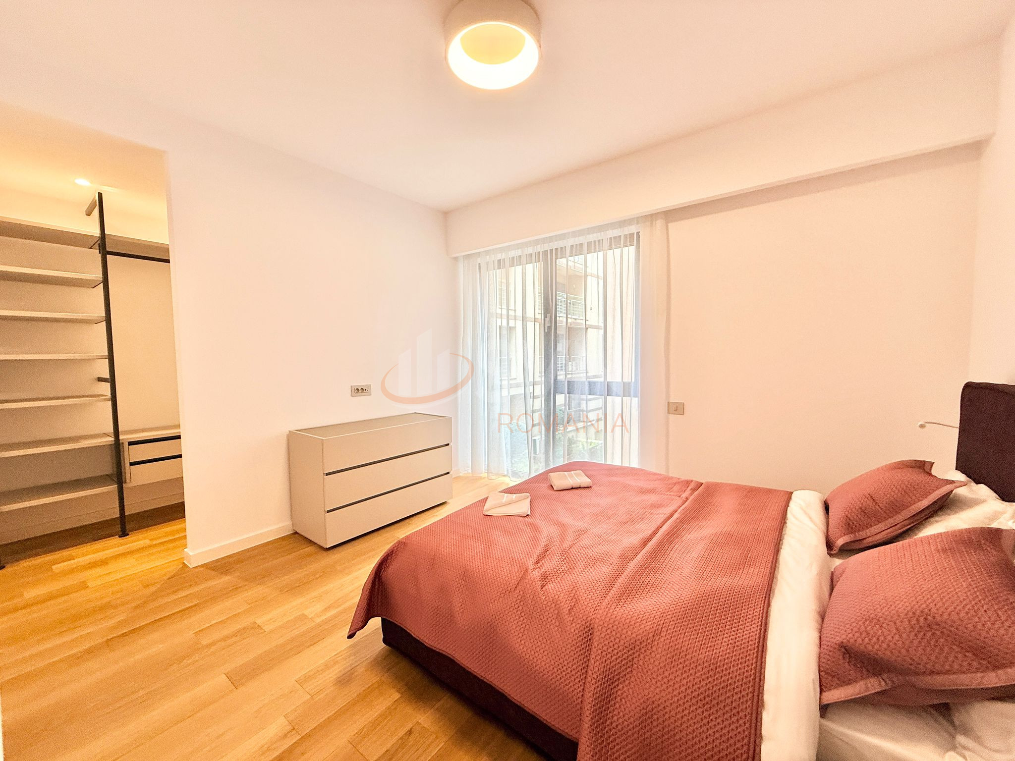 4 camere cu loc parcare subteran inclus Bucuresti/Primaverii