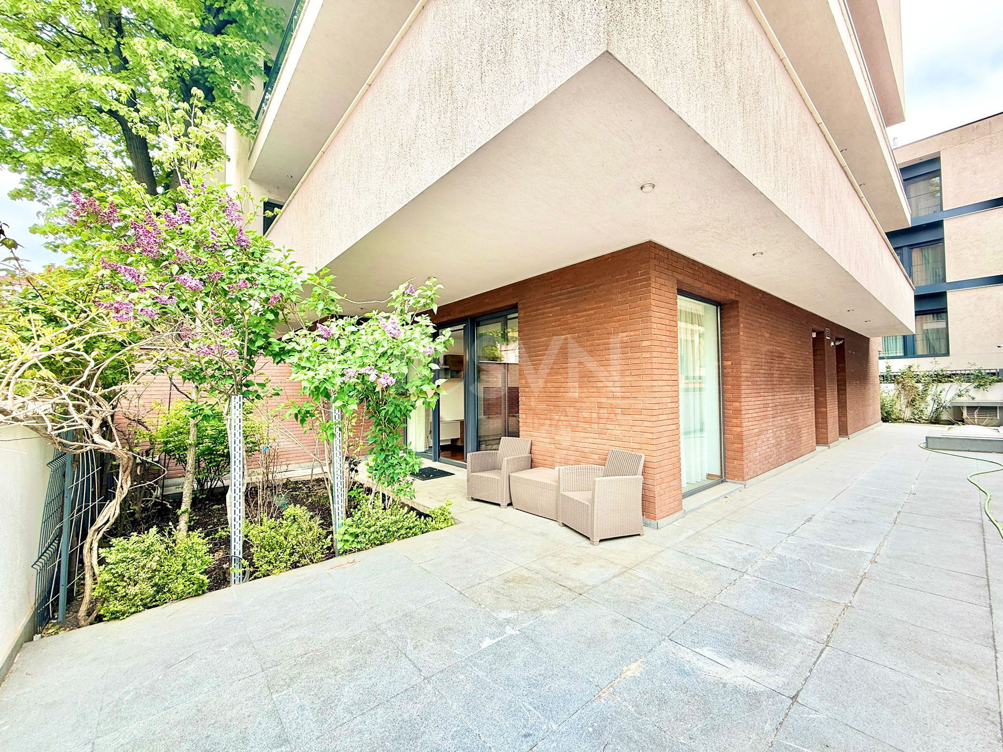 4 camere cu loc parcare subteran inclus Bucuresti/Primaverii