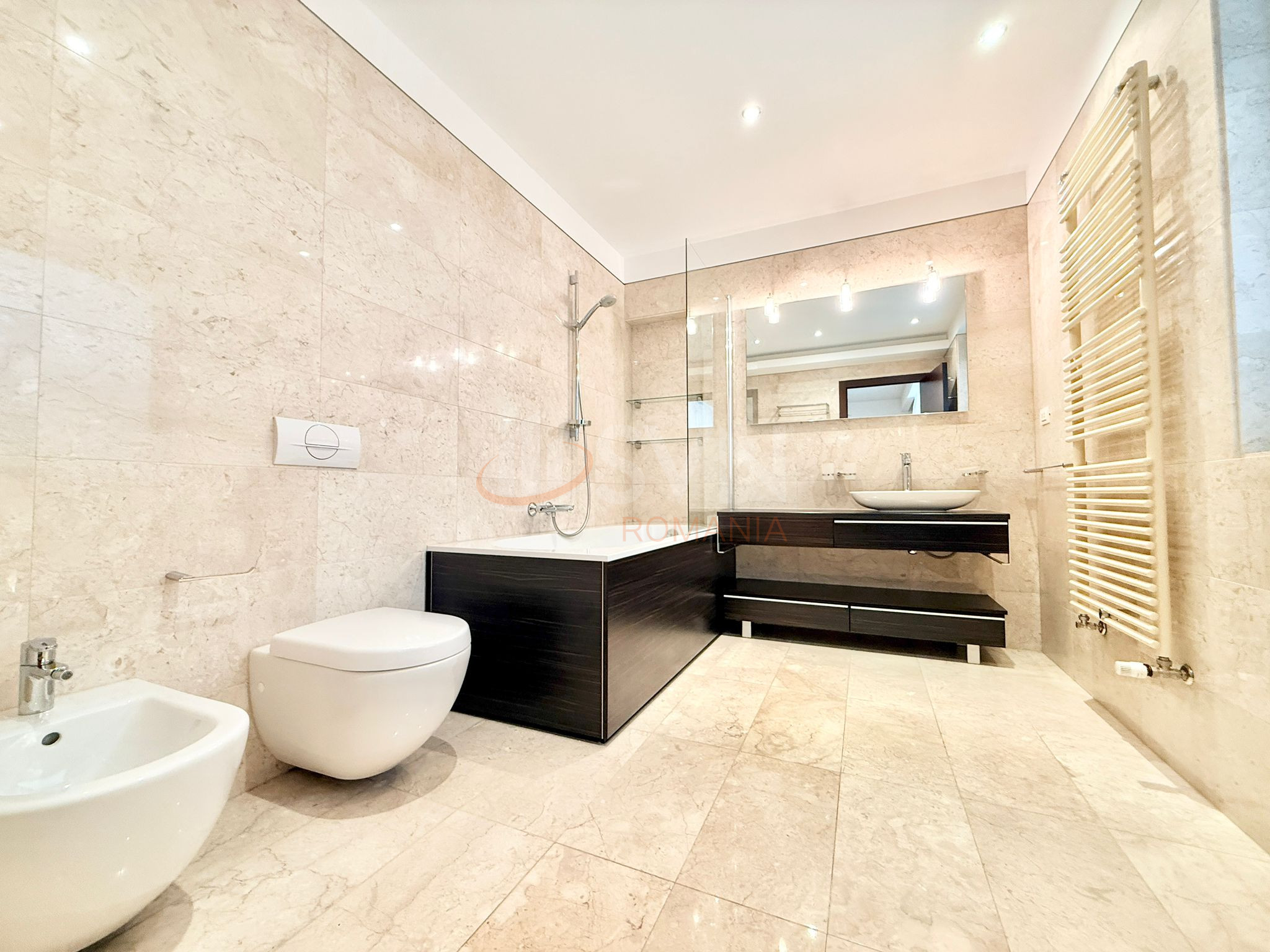 4 camere cu loc parcare subteran inclus Bucuresti/Primaverii