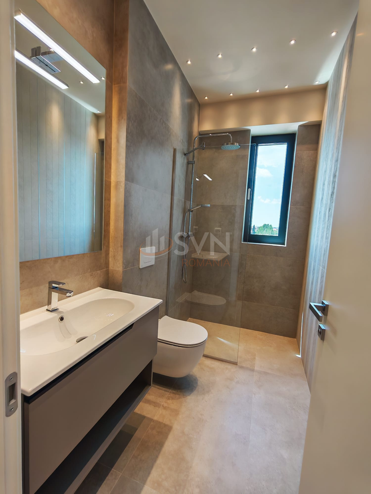 4 camere cu loc parcare subteran inclus Bucuresti/Pipera