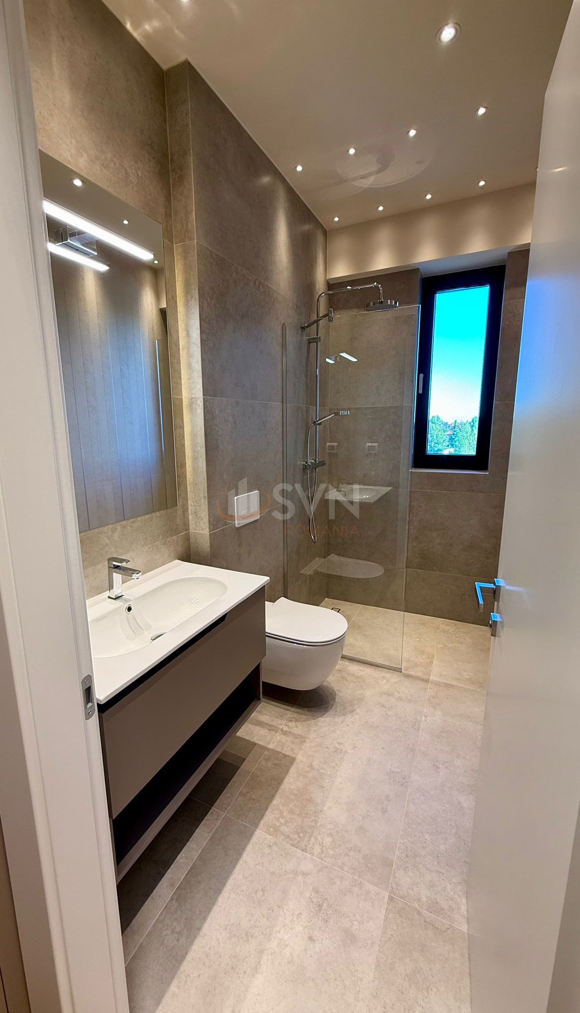 4 camere cu loc parcare subteran inclus Bucuresti/Pipera