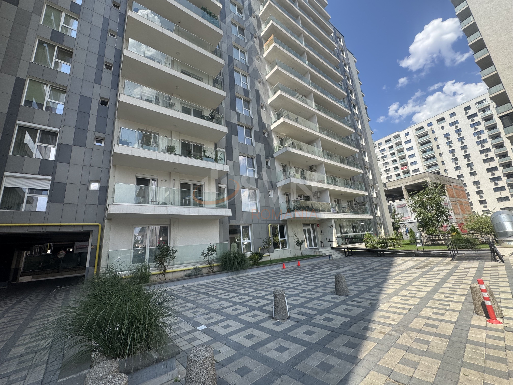 4 camere cu loc parcare subteran inclus Bucuresti/Parcul Carol
