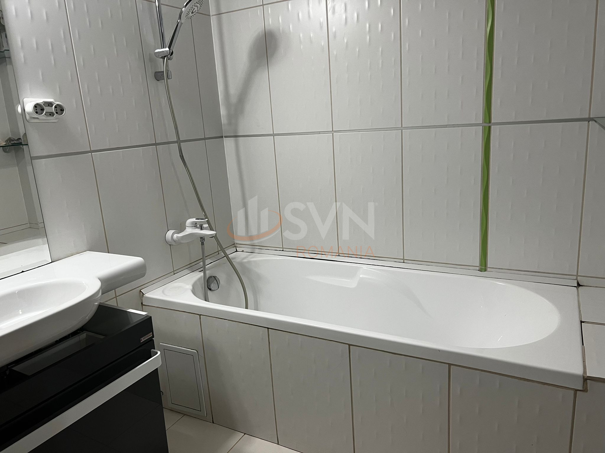 4 camere cu loc parcare subteran inclus Bucuresti/Jiului