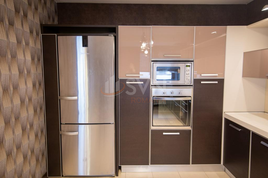 4 camere cu loc parcare subteran inclus Bucuresti/Herastrau