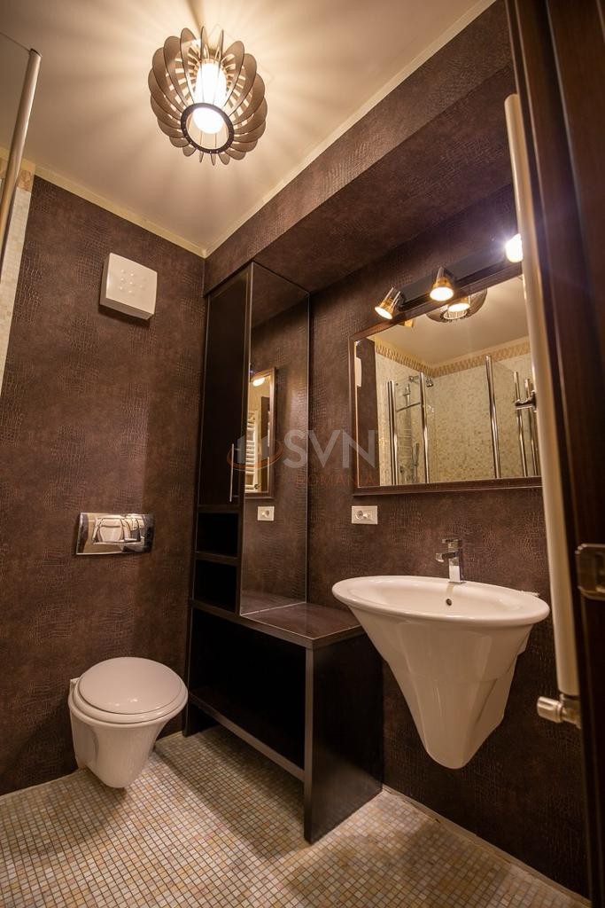 4 camere cu loc parcare subteran inclus Bucuresti/Herastrau