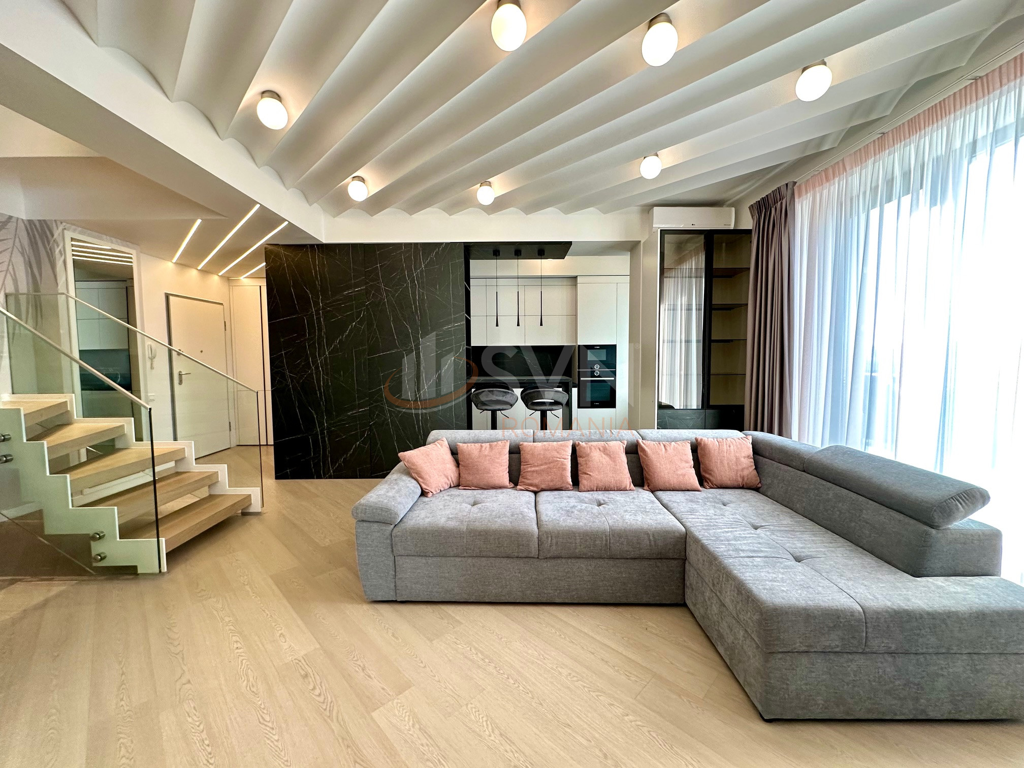 4 camere cu loc parcare subteran inclus Bucuresti/Tineretului
