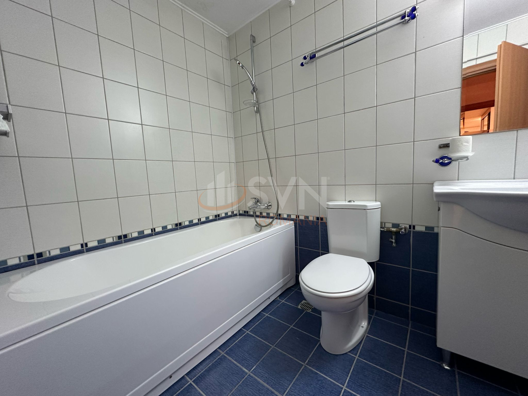 4 camere cu loc parcare subteran inclus Bucuresti/Herastrau