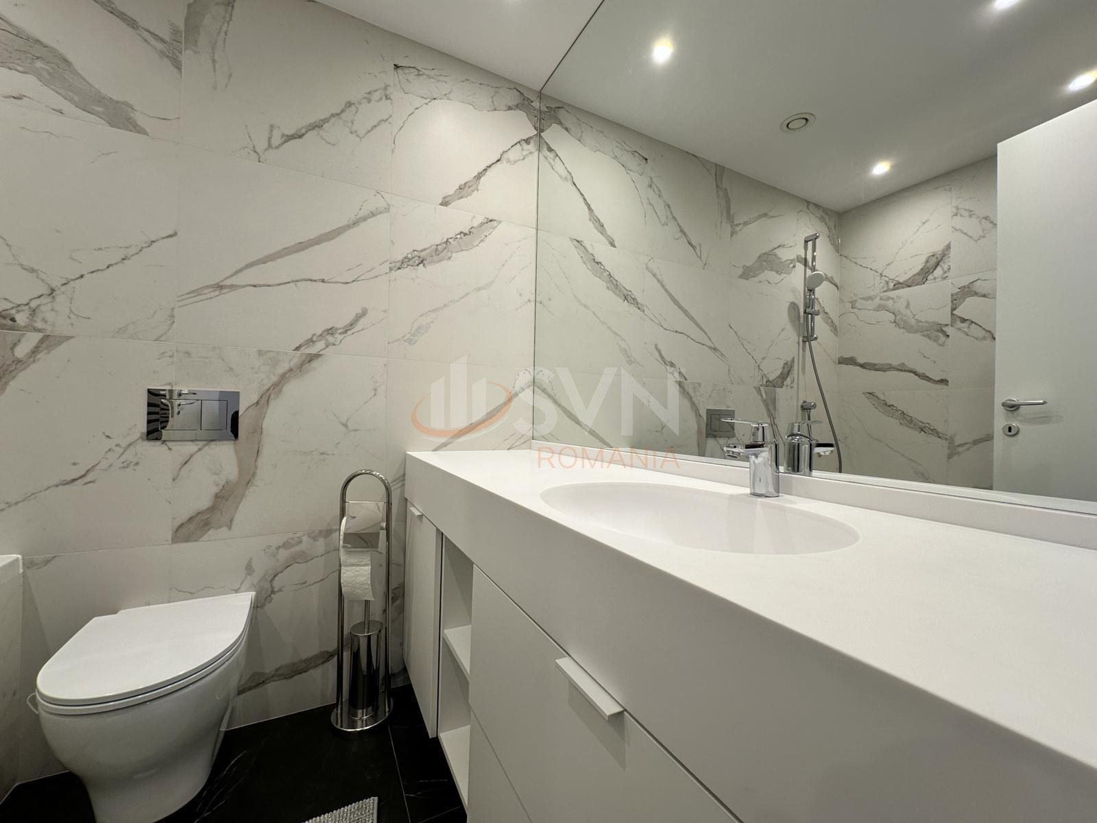 4 camere cu loc parcare subteran inclus Bucuresti/Herastrau