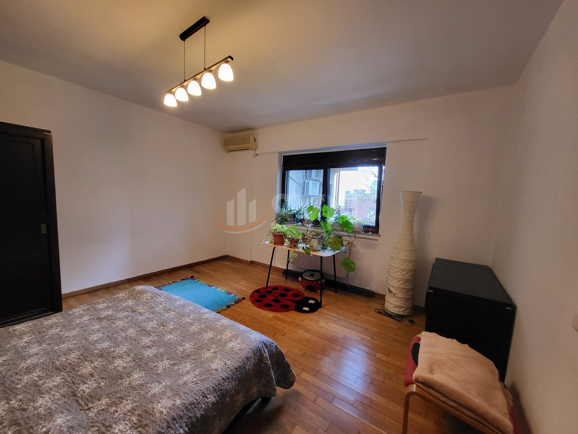 4 camere cu loc parcare subteran inclus Bucuresti/Arcul De Triumf