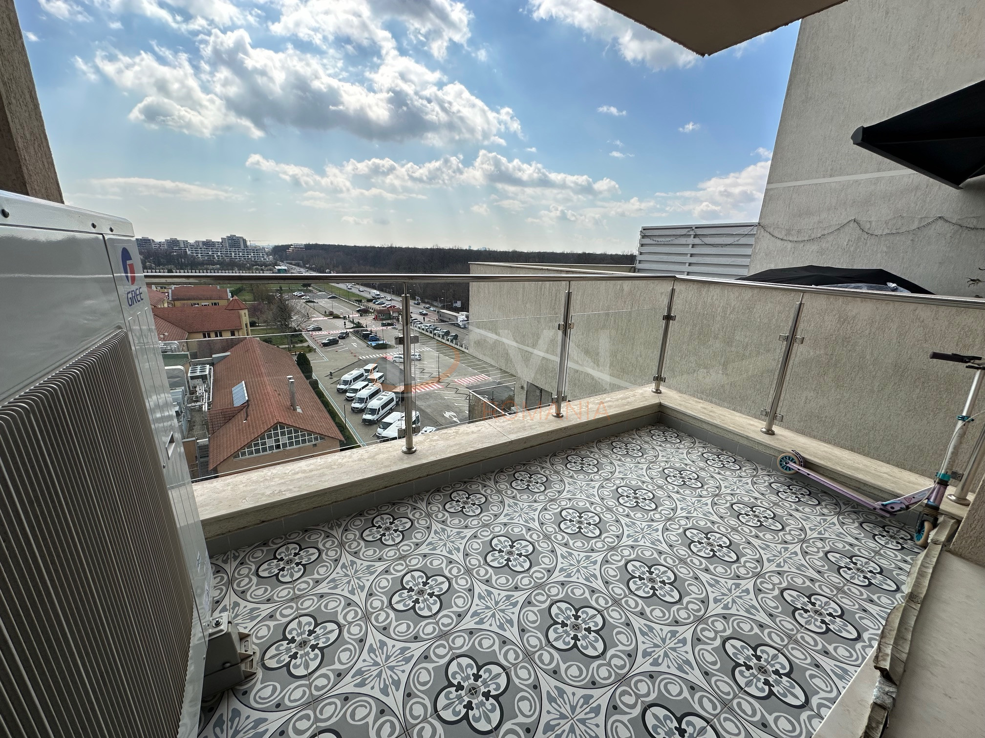 4 camere cu loc parcare subteran inclus Bucuresti/Pipera