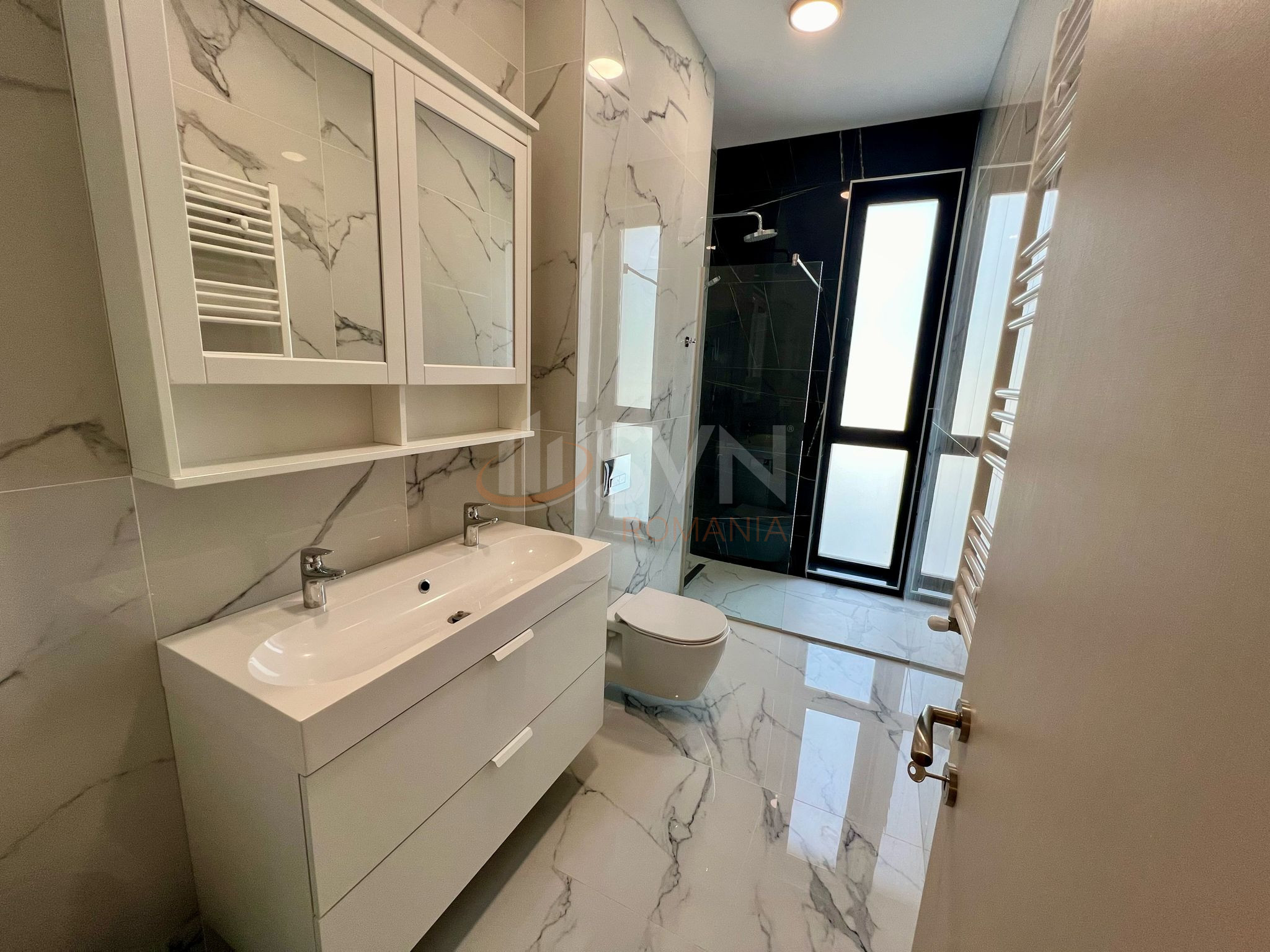 4 camere cu loc parcare subteran inclus Bucuresti/Pipera