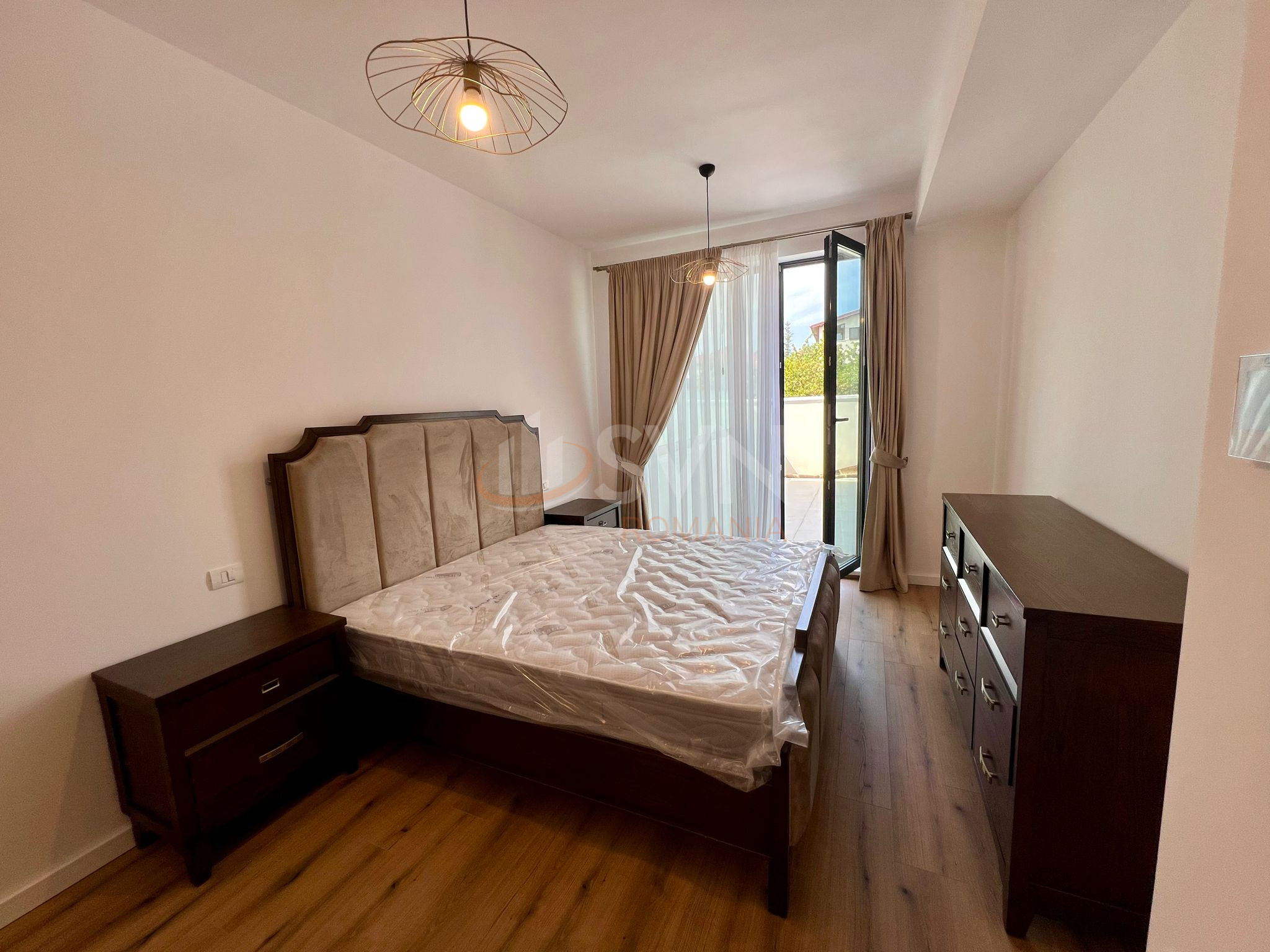 4 camere cu loc parcare subteran inclus Bucuresti/Pipera